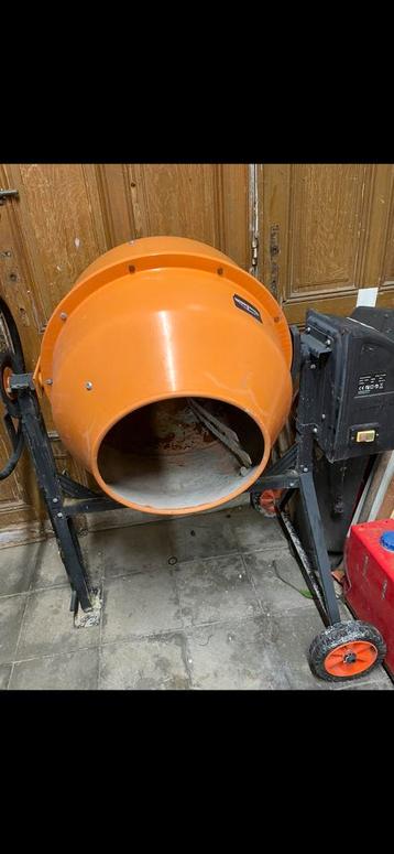 Beton molen te huur  beschikbaar voor biedingen