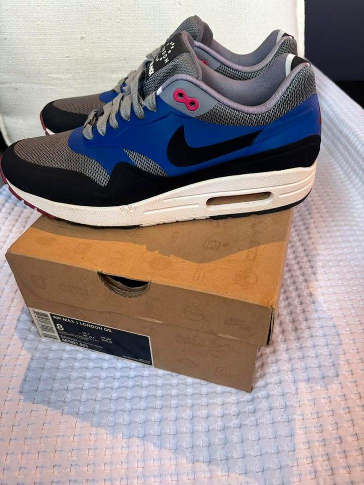 Nike Air Max 1 London size 41, Kleding | Heren, Schoenen, Zo goed als nieuw, Ophalen