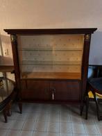 Vitrine Acajou, Enlèvement