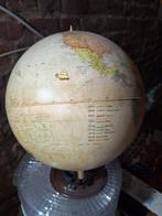 Map monde avec lumière interne, Enlèvement