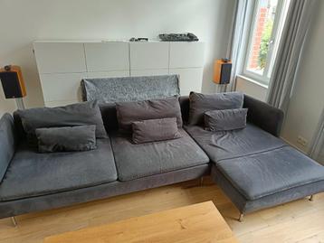 Canapé 4 places Ikea Soderhamn avec chaise longue gris foncé