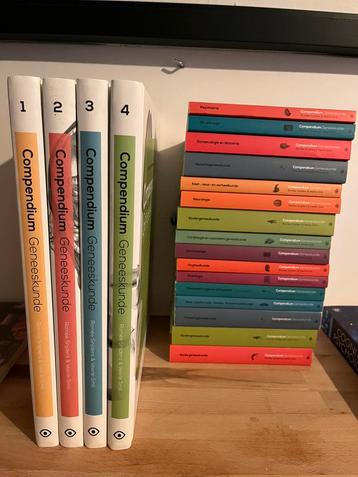 Compendium geneeskunde boeken + pockets beschikbaar voor biedingen