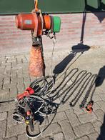 Kettingtakel / hijstakel / kettinglier / kettinglift, Ophalen