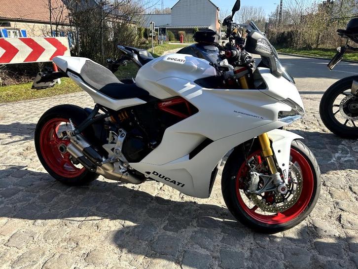 Ducati Supersport 939s, Motoren, Motoren | Ducati, Particulier, Sport, meer dan 35 kW, 2 cilinders, Motorrijbewijs A, ABS, LED Verlichting