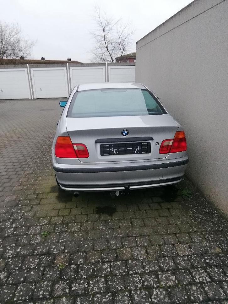 Bmw 318i  Sedan 1999, Auto's, BMW, Particulier, 3 Reeks, ABS, Airconditioning, Alarm, Boordcomputer, Centrale vergrendeling, Climate control