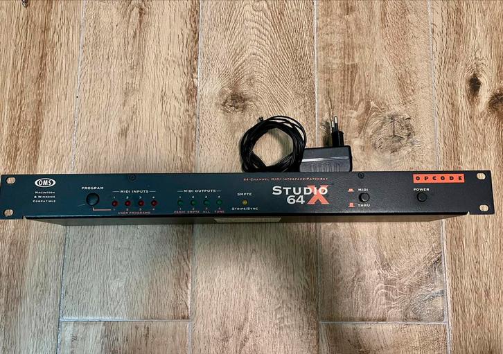 Opcode Studio 64x, Musique & Instruments, Équipement Midi, Utilisé, Enlèvement