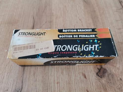 NOS NIB Vintage Stronglight JP400 Bottom Bracket Italian thr, Collections, Stylos, Neuf, Autres types, Autres marques, Avec boîte