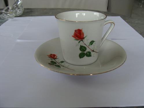 ancienne tasse, sous-tasse, fine porcelaine, Bavaria, Antiek en Kunst, Antiek | Servies los, Ophalen of Verzenden