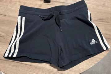 Shortje (Adidas, maat 36), Kleding | Dames, Kort, Ophalen of Verzenden, Zo goed als nieuw, Maat 36 (S)