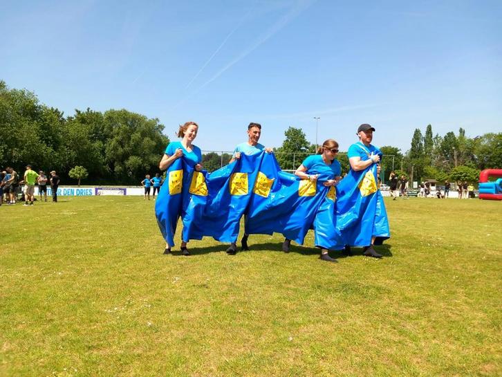 Superbroeken te huur, Hobby en Vrije tijd, Feestartikelen | Verhuur, Nieuw, Ophalen