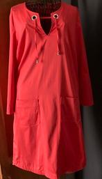 Caroline Biss magnifique robe corail avec ceinture 38, Vêtements | Femmes, Comme neuf, Taille 38/40 (M), Autres couleurs, Enlèvement ou Envoi