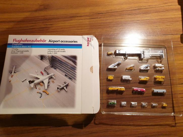 Airport accessoires set, Verzamelen, Luchtvaart en Vliegtuigspotten, Zo goed als nieuw, Ophalen of Verzenden