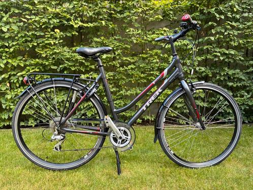 Dames/meisjesfiets trek, Fietsen en Brommers, Fietsen | Dames | Sportfietsen en Toerfietsen, Zo goed als nieuw, Ophalen