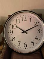 Wandklok, Huis en Inrichting, Woonaccessoires | Klokken, Ophalen, Zo goed als nieuw, Wandklok