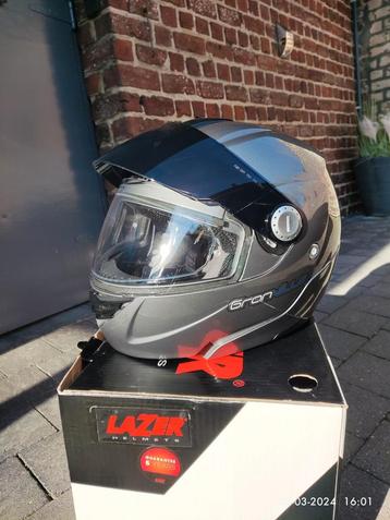 LAZER Granville Maat XS 55-56cm beschikbaar voor biedingen