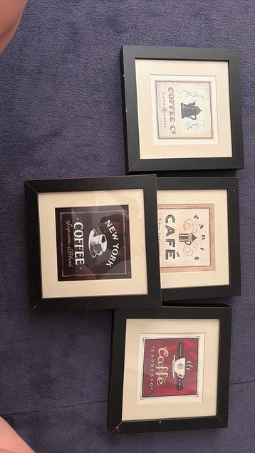 Set van 4 kaders beschikbaar voor biedingen