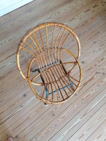 Vintage rotan kinderstoeltje