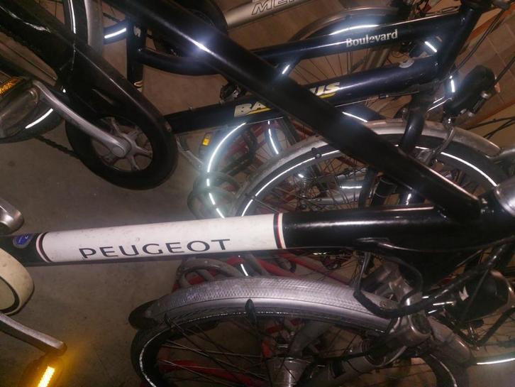 elektrische fiets peugeot special edition, Fietsen en Brommers, Fietsen | Heren | Herenfietsen, Zo goed als nieuw, Overige merken