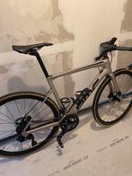 Bmc SLR FIVE 105 DI2 gry 23/24 zonder pedalen, carbon wielen, Fietsen en Brommers, Fietsen | Racefietsen, Ophalen, Zo goed als nieuw
