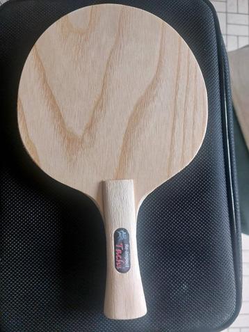 Raquette bois combi tennis de table re-impact tachi  beschikbaar voor biedingen