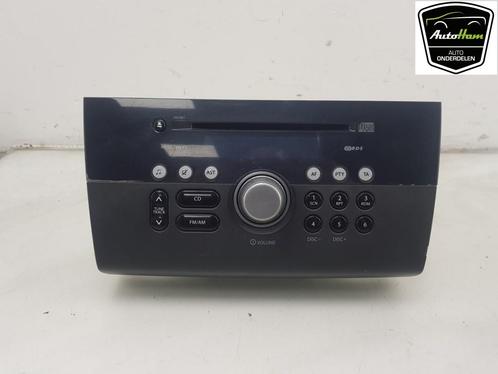 RADIO Suzuki Swift (ZA / ZC / ZD1 / 2/3/9) (01-2005/12-2011), Auto-onderdelen, Overige Auto-onderdelen, Suzuki, Gebruikt