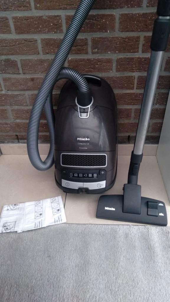 Miele C3 -1200W stofzuiger, Elektronische apparatuur, Stofzuigers, Stofzuiger, Ophalen of Verzenden