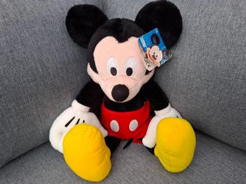 Mickey mouse beschikbaar voor biedingen