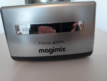 Keukenrobot Magimix 4200XL beschikbaar voor biedingen