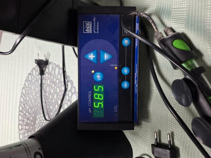 contrôle de Ph mètre co2 complet avec bouteille 500gr, Dieren en Toebehoren, Vissen | Aquaria en Toebehoren, Zo goed als nieuw