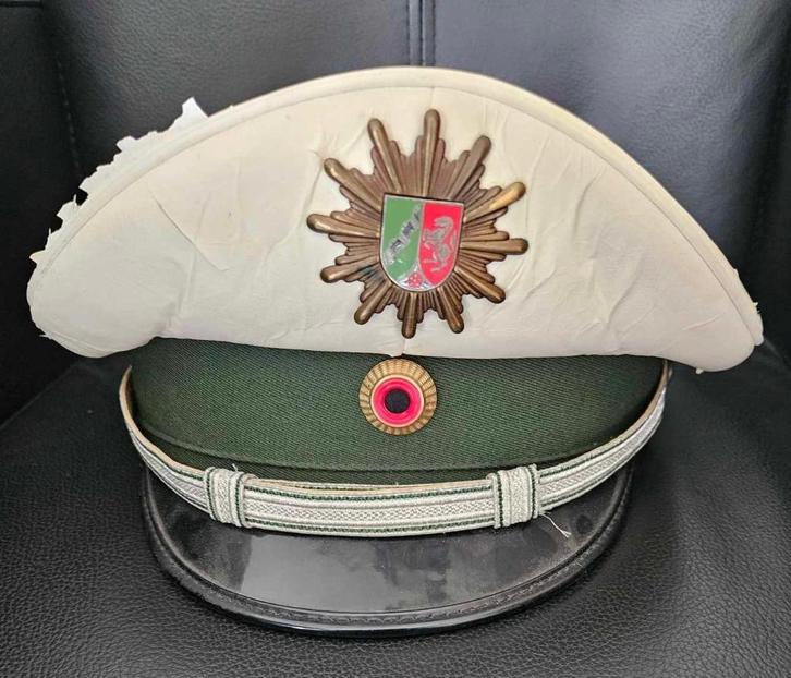 Baret en kepie Duitse politie - militaria, Verzamelen, Militaria | Algemeen, Overige soorten, Helm of Baret, Ophalen of Verzenden