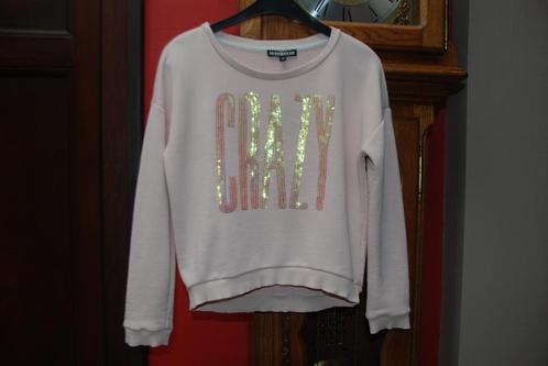 Lichtroze korte sweater met pailletten T140cm of 9/10 jaar, Kinderen en Baby's, Kinderkleding | Maat 140, Gebruikt, Meisje, Trui of Vest