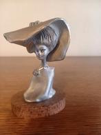 70´s peltro pewter beeld op houten voet., Ophalen