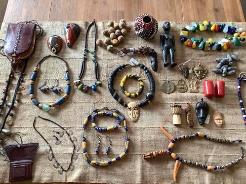 Colliers africains, bijoux, etc. Voir la description, Antiquités & Art, Art | Art non-occidental, Enlèvement ou Envoi