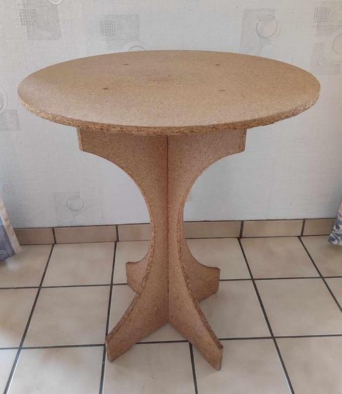 Table d'appoint en panneau de fibres, Maison & Meubles, Tables | Tables d'appoint, Utilisé, Rond, 60 cm ou plus, Bois, Enlèvement