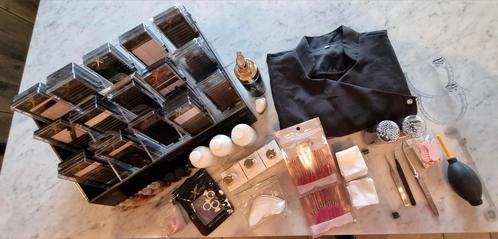 Lashextend en Hennabrow met toebehoren., Handtassen en Accessoires, Uiterlijk | Cosmetica en Make-up, Gebruikt, Make-up, Ogen