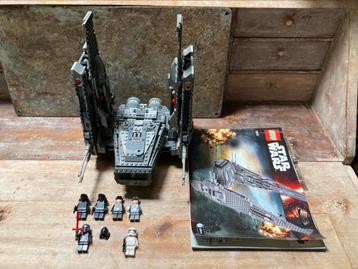 LEGO Star Wars Kylo Rens Command Shuttle - 75104