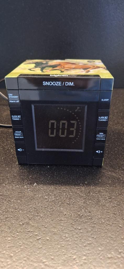Bigben RR70 wekkerradio met projectie, Elektronische apparatuur, Wekkers, Zo goed als nieuw, Digitaal, Ophalen