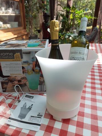 Drankkoeler met Bluetooth-luidspreker en LED licht, Neuf, Autres marques, Moins de 60 watts, Enlèvement ou Envoi