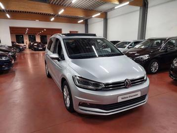 Volkswagen Touran 1.6 TDi + Highline + 7 places + PANO / LED beschikbaar voor biedingen