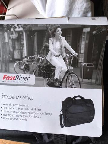 Nieuwe fietstas  beschikbaar voor biedingen