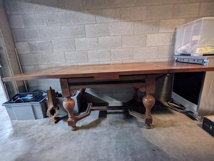 Bolpoot-tafel, Antiek en Kunst, Antiek | Meubels | Tafels, Ophalen