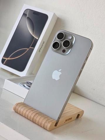 iPhone 16 Pro Max 256GB / Natural Titanium / 1 maand oud beschikbaar voor biedingen