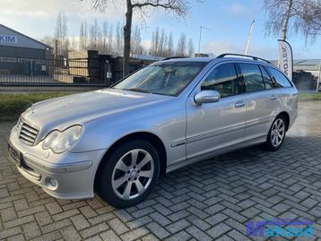 MERCEDES C-KLASSE COMBI S203 Zilver C775 Links zijskirt side beschikbaar voor biedingen