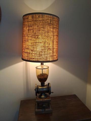 Lampe moulin à café vintage année 80-90 beschikbaar voor biedingen