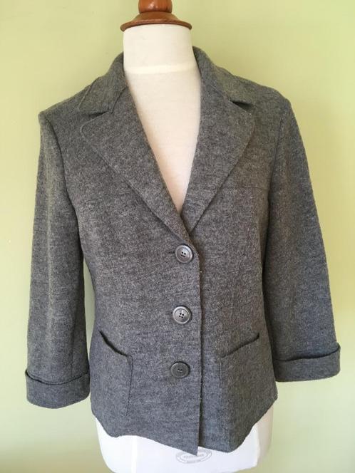 Mayerline grijze vest in zuivere wol - maat 42, Kleding | Dames, Truien en Vesten, Gedragen, Maat 42/44 (L), Grijs, Ophalen of Verzenden