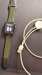 Apple Watch Series 2 Nike+ 42mm Space Gray Nike Sport Band, Enlèvement, Utilisé