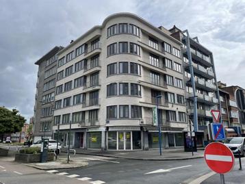 Appartement à louer à Charleroi, 2 chambres beschikbaar voor biedingen