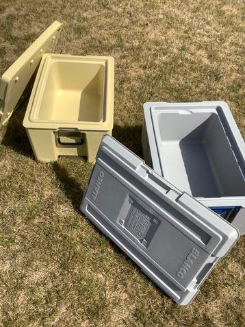 Warmhoud box , Themobox , koelbox 2 stuks, prima staat. beschikbaar voor biedingen