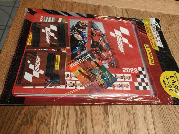 Panini moto GP 2023: 3 starterpakketten, Verzamelen, Stickers, Ophalen of Verzenden