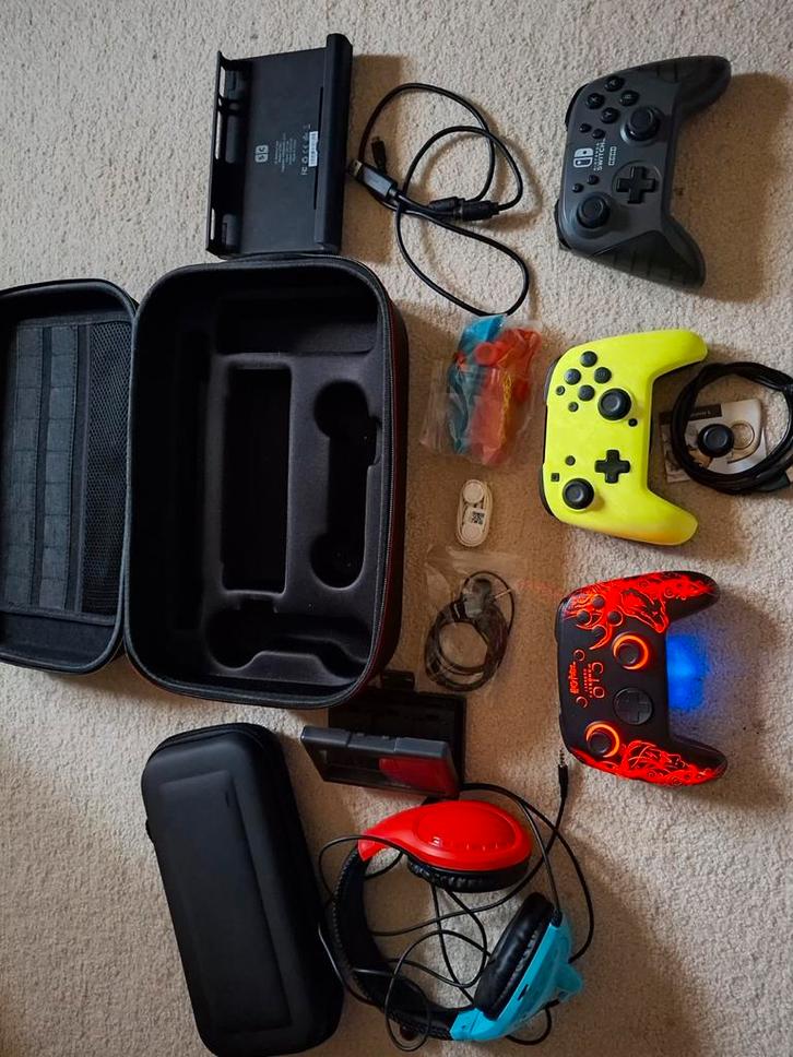 Allerlei accessoires Nintendo Switch, Games en Spelcomputers, Spelcomputers | Nintendo Switch, Ophalen of Verzenden